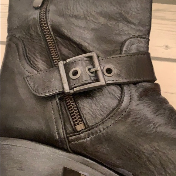 NWOT Eric Michael Silver Gray Moto Boots Sz 41 - Picture 4 of 6